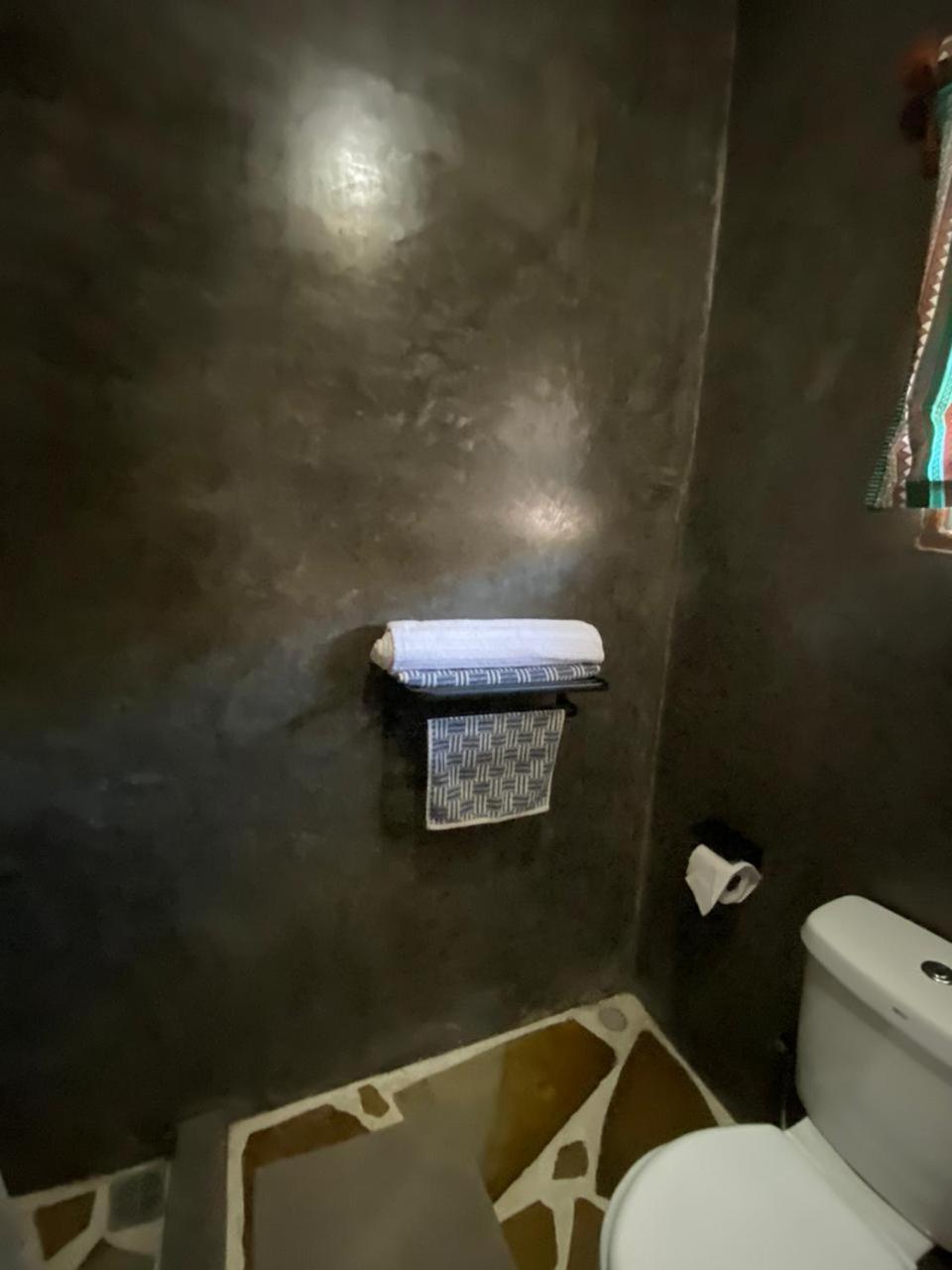 Bed and Breakfast Red Land House Watamu Exteriér fotografie