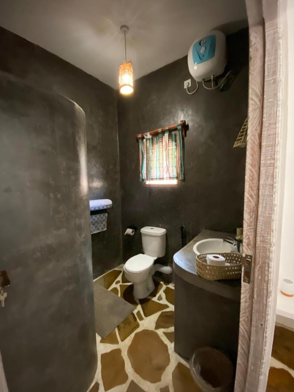 Bed and Breakfast Red Land House Watamu Exteriér fotografie